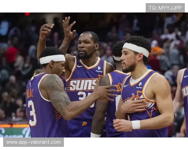 杜兰特布克比尔太阳三巨头阵容稳定性面临薪资压力考验 杜兰特布克比尔太阳三巨头阵容稳定性面临薪资压力考验